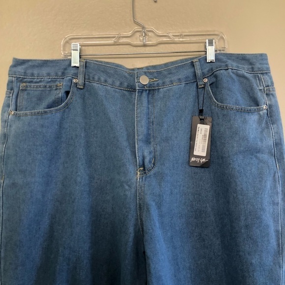 Nasty Gal Mom's The Word Plus High-Waisted Jeans Ripped Knee Size 20 - Picture 3 of 14